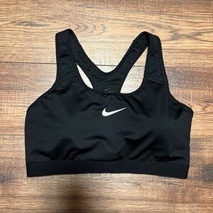 Nike Sports Bra, Black & White Size large